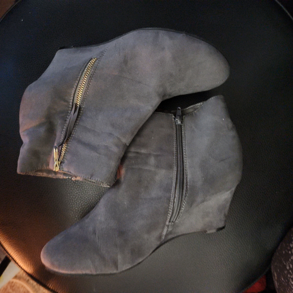 Wedge Boot - Picture 2 of 6
